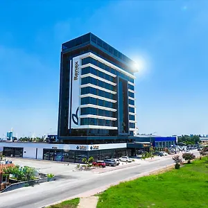 Отель Renex